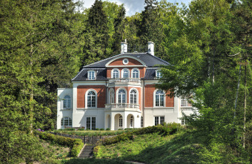 Картинка города -+здания +дома загородный дом