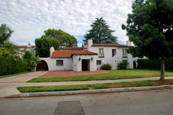 Картинка города -+здания +дома жилой дом