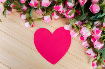 Картинка праздничные день+святого+валентина +сердечки +любовь сердечко