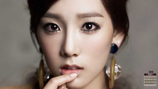 Обои картинки фото календари, девушки, лицо, 2018, взгляд