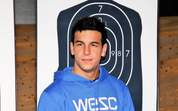 Картинка мужчины mario+casas мишень толстовка актер mario casas