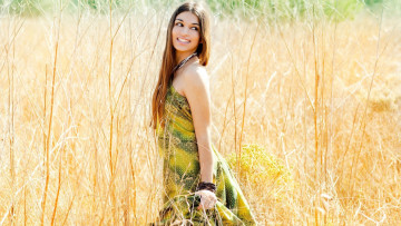 Картинка девушки -+рыжеволосые+и+разноцветные луг рыженькая улыбка