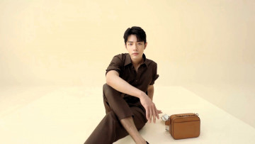 Картинка мужчины xiao+zhan актер костюм сумка