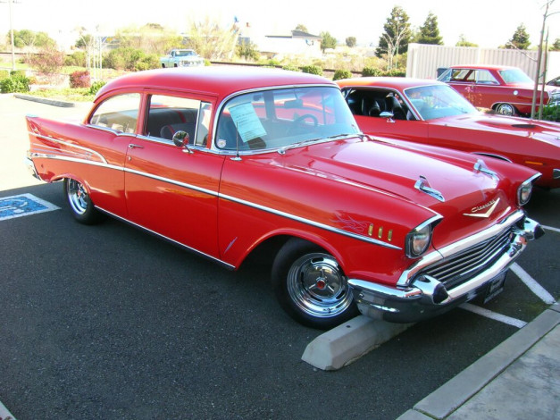 Обои картинки фото chevy, 210, bel, air, 1957, автомобили, выставки, уличные, фото