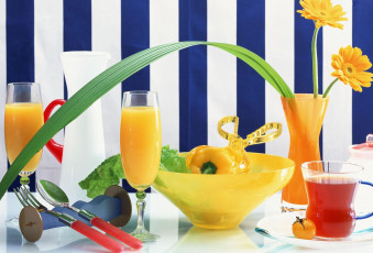 Картинка еда напитки коктейль бокалы сок перец ваза цветы