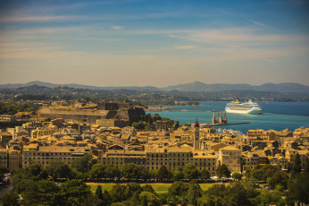 Картинка кркира+ греция города -+панорамы дома море лайнер