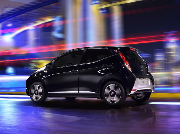 Обои картинки фото автомобили, toyota, 2014, 5-door, aygo