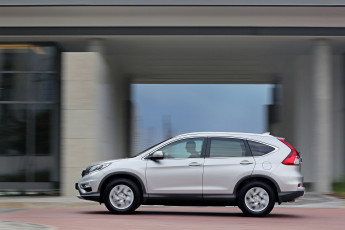 Картинка автомобили honda 2015г rm za-spec cr-v светлый