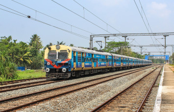 Картинка техника электровозы состав локомотив