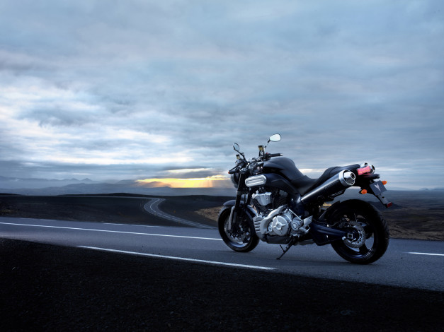 Обои картинки фото мотоциклы, yamaha