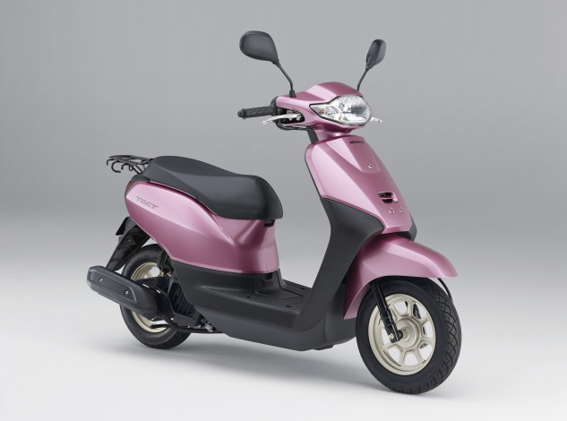 Обои картинки фото мотоциклы, мотороллеры, honda