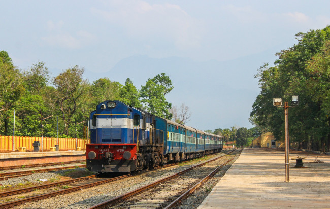 Обои картинки фото техника, поезда, состав, локомотив