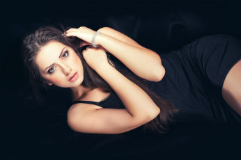 Картинка дарина+приходько девушки дарина+приходько+ darina+prikhodko +darina+maks дарина приходько девушка модель брюнетка красотка поза взгляд макияж причёска флирт чёрный сексуальная