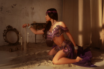 Картинка девушки -+брюнетки +шатенки nick kashuba model кoмната cвeчи украшeния