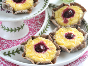 Картинка еда пирожные +кексы +печенье вишни