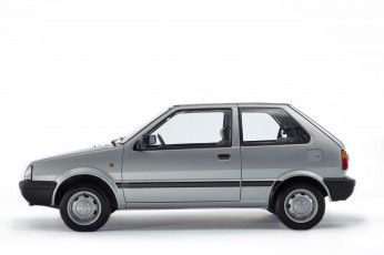 Картинка автомобили nissan datsun