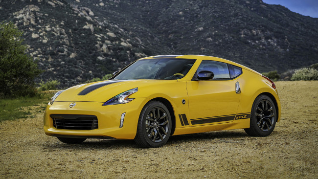 Обои картинки фото nissan 370z heritage edition 2018, автомобили, nissan, datsun, 2018, edition, heritage, 370z