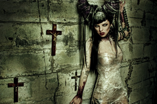 Обои картинки фото фэнтези, фотоарт, крест, взгляд, фон, девушка