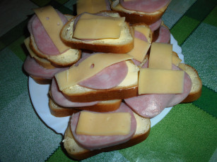 Картинка еда бутерброды +гамбургеры +канапе колбаса хлеб сыр