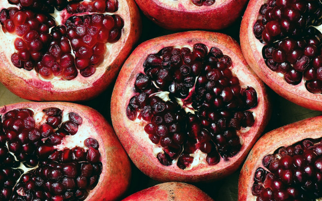 Обои картинки фото еда, гранат, зерна
