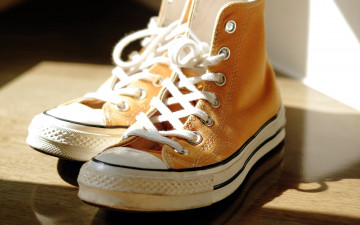 Картинка разное одежда +обувь +текстиль +экипировка sneakers