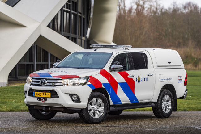 Обои картинки фото автомобили, полиция, toyota