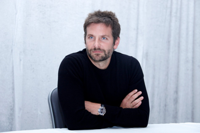 Обои картинки фото мужчины, bradley cooper, бородка