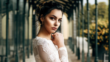 Картинка девушки -+лица +портреты шатенка платье галерея