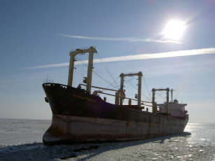 Картинка корабли баржи