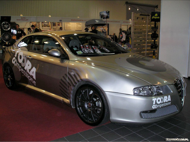 Обои картинки фото alfa, romeo, автомобили, выставки, уличные, фото