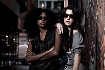 Картинка -Unsort+Группа+девушек девушки unsort группа девушек очки