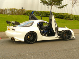 Картинка автомобили mazda