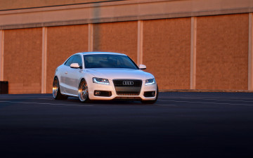 Картинка автомобили audi