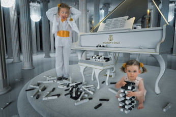 Картинка юмор+и+приколы дети девочки клавиши пианино