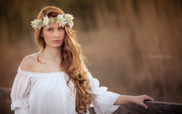 Картинка девушки -unsort+ блондинки венок взгляд поза девушка