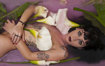 Картинка девушки -unsort+ брюнетки +шатенки вода девушка цветы