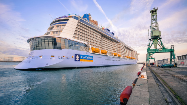 Обои картинки фото anthem of the seas, корабли, лайнеры, круизный, лайнер