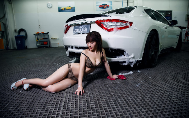 Обои картинки фото автомобили, -авто с девушками, девушка, взгляд, фон, автомобиль, азиатка