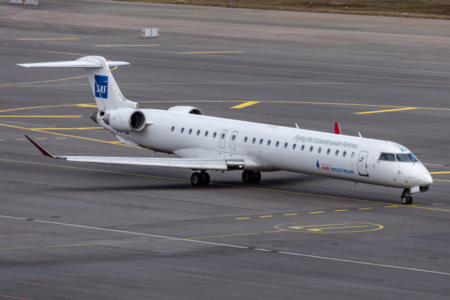 Обои картинки фото авиация, пассажирские самолёты, авиалайнер