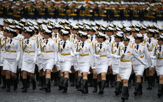 Обои картинки фото праздничные, день победы, девушки, парад