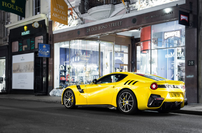 Обои картинки фото автомобили, ferrari