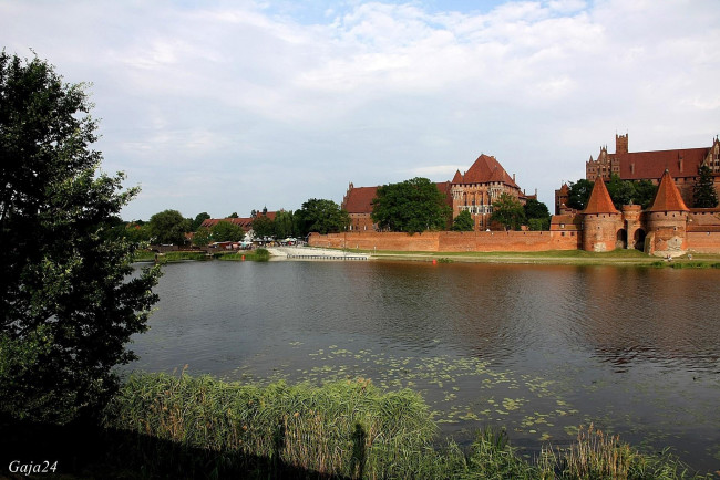 Обои картинки фото malbork castle, города, замки польши, malbork, castle