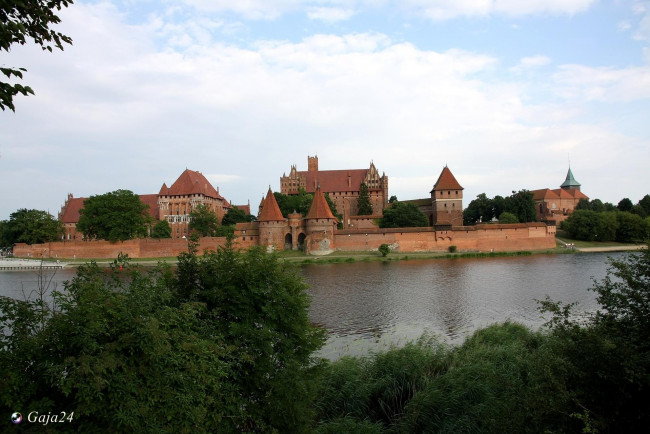 Обои картинки фото malbork castle, города, замки польши, malbork, castle