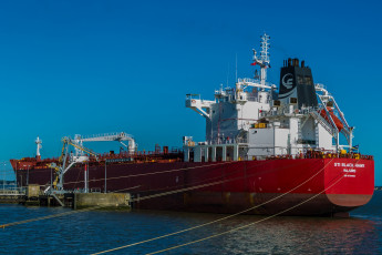 Картинка sti+black+hawk корабли танкеры карго