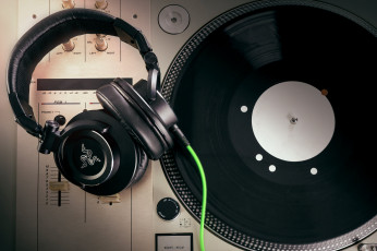 Картинка музыка -другое пластинка наушники