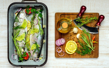 Картинка еда рыба +морепродукты +суши +роллы форель лимон розмарин помидоры томаты