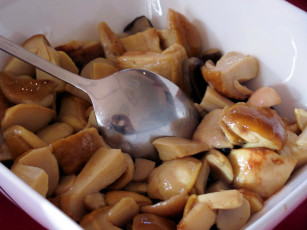 Картинка еда грибы +грибные+блюда боровики маринованные