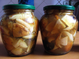 Картинка еда грибы +грибные+блюда боровики маринованные