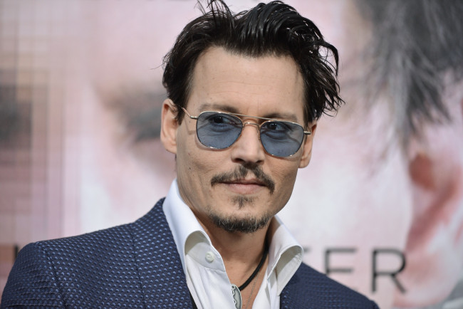 Обои картинки фото мужчины, johnny depp, актер, лицо, очки