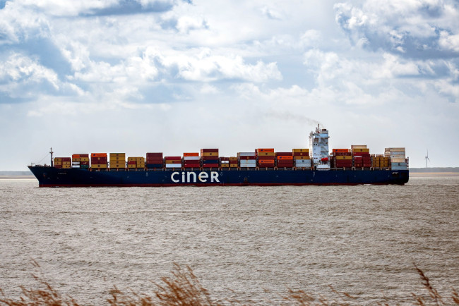 Обои картинки фото корабли, грузовые суда, контейнеровоз